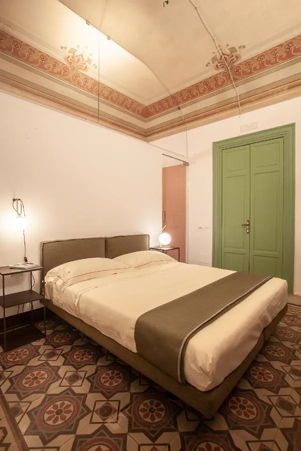 Beet Community Bed and Breakfast Palermo 2*,  Italien